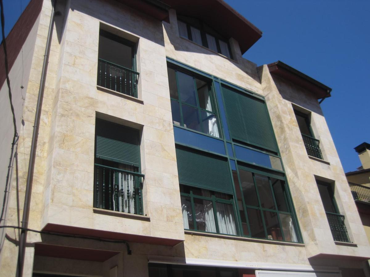 Apartamento Arriondas Apartment